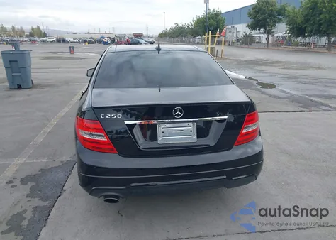 2012 Mercedes-Benz C 250 Sport из США, поврежденный, VIN WDDGF4HB9CA679863